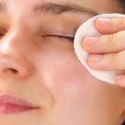Laboratoires de Biarritz Cleansing Care Biphase Make-up Remover Eyes & Lips